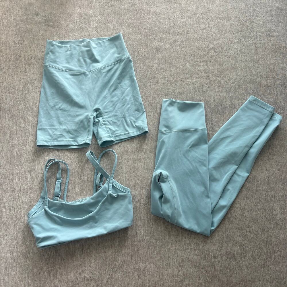 Form Light Blue Workout Set